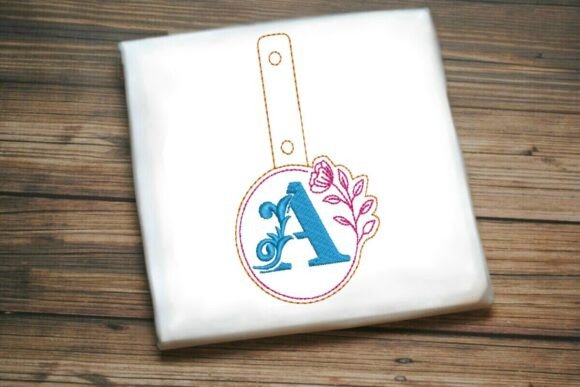 Floral Monogram Keychain ITH: A Touch of Elegance